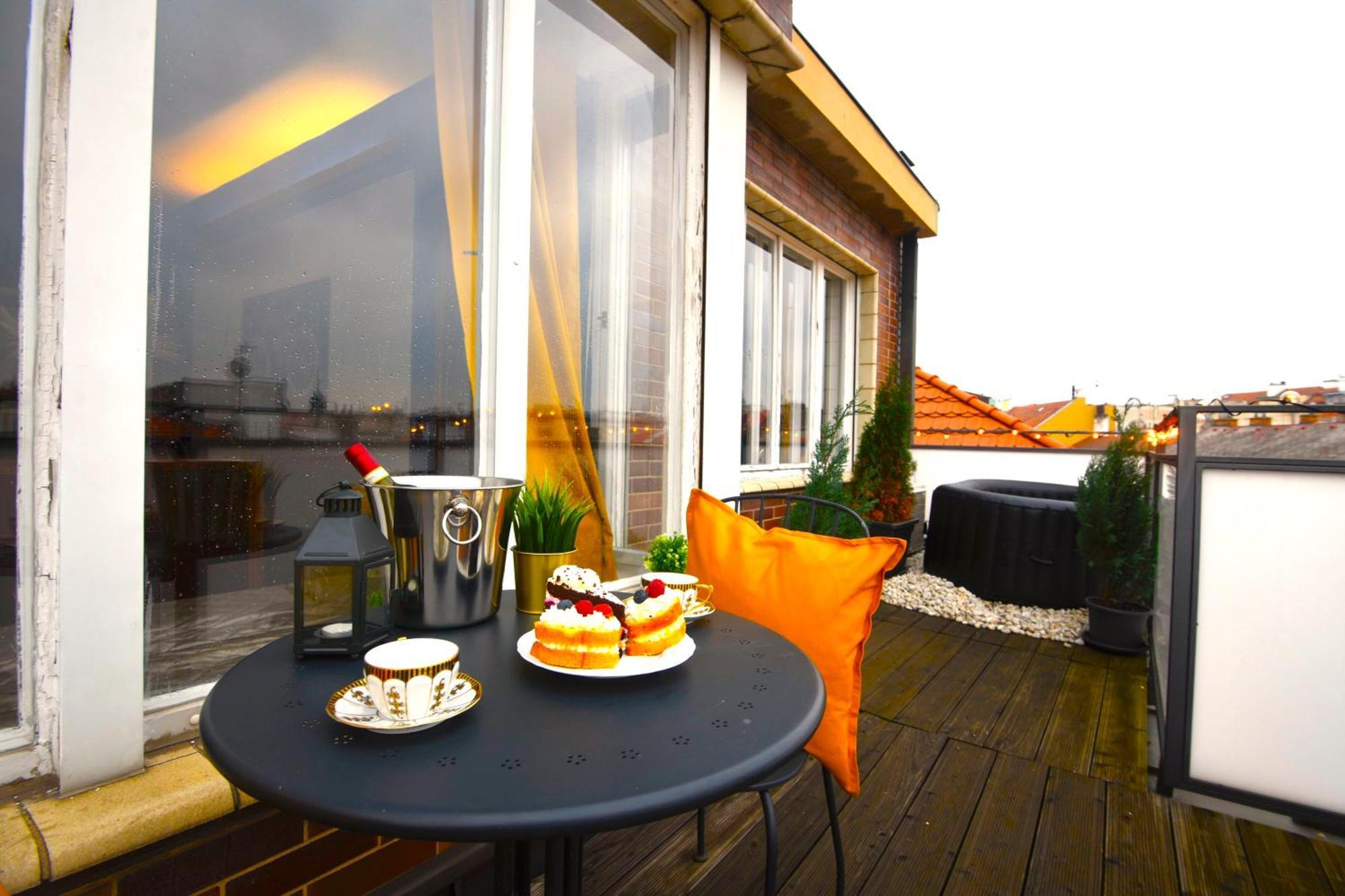 Waterfront River Side Roof - Terrace With View Apartment Prag